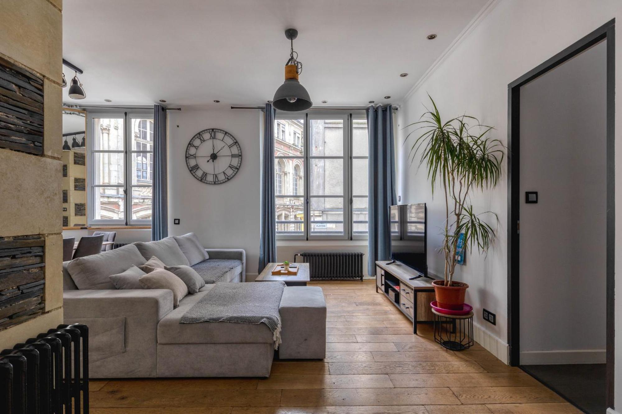 Appartement Spacieux Au Coeur D'Angers Etage 1 - 6 Personnes 外观 照片